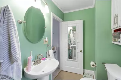 826 Sigsbee Ave, Alpha, NJ 08865 - Photo 15