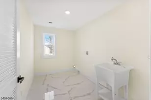 461 Thoreau Terrace, Union Township, NJ 07083 - Photo 27