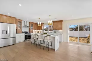 461 Thoreau Terrace, Union Township, NJ 07083 - Photo 7