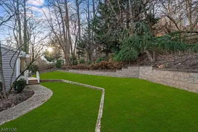 986 Chimney Ridge Dr, Springfield, NJ 07081 - Photo 25