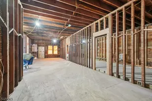 125 Madeline Ave, Clifton, NJ 07011 - Photo 35