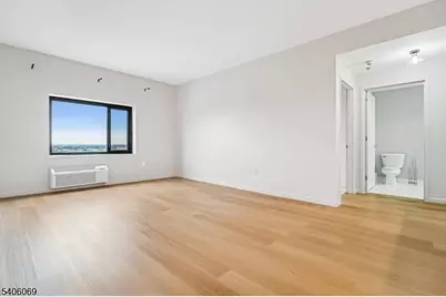 1 Carriage City Plz #1509, Rahway, NJ 07065 - Photo 7