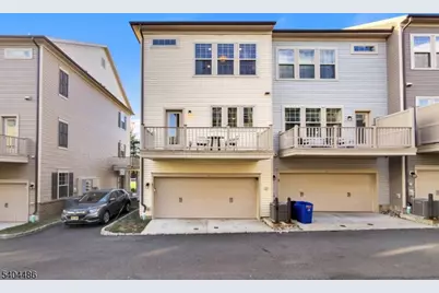 7 Ambrosia Ct, Livingston, NJ 07039 - Photo 29