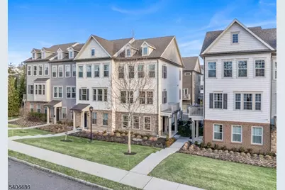 7 Ambrosia Ct, Livingston, NJ 07039 - Photo 3