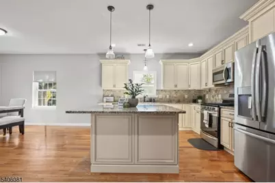 1718 W 4th St, Piscataway Township, NJ 08854 - Photo 17