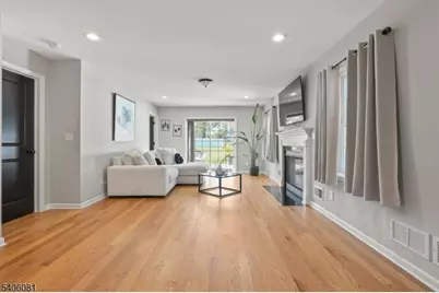 1718 W 4th St, Piscataway Township, NJ 08854 - Photo 7