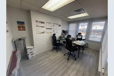 422 Lafayette Ave, Hawthorne, NJ 07506 - Photo 9