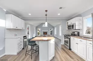 81 Hutchinson St, Clark Township, NJ 07066 - Photo 7