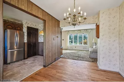 18 Roy Ct, Clifton, NJ 07012 - Photo 11