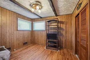 18 Roy Ct, Clifton, NJ 07012 - Photo 19