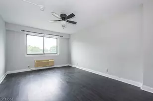 60 Parkway Dr E, East Orange, NJ 07017 - Photo 3