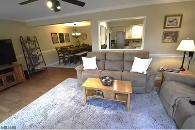 47 Edgefield Dr, Parsippany, NJ 07950 - Photo 11