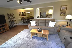 47 Edgefield Dr, Parsippany, NJ 07950 - Photo 11