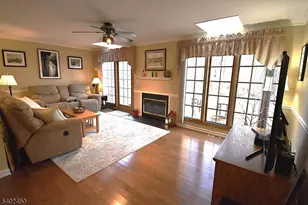 47 Edgefield Dr, Parsippany, NJ 07950 - Photo 9