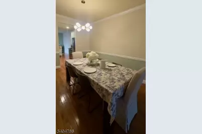 138 Levinberg Ln, Wayne, NJ 07470 - Photo 5