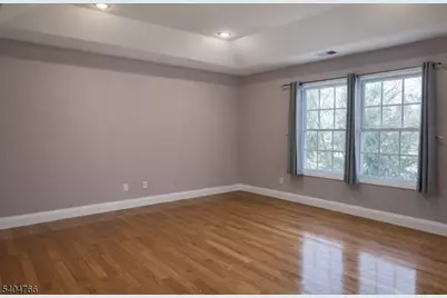 138 Levinberg Ln, Wayne, NJ 07470 - Photo 11