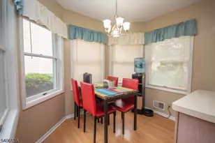 18 Mountain View Ct, Hardyston Township, NJ 07419 - Photo 7