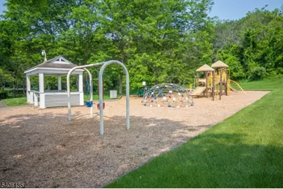 18 Mountain View Ct, Hardyston Township, NJ 07419 - Photo 5