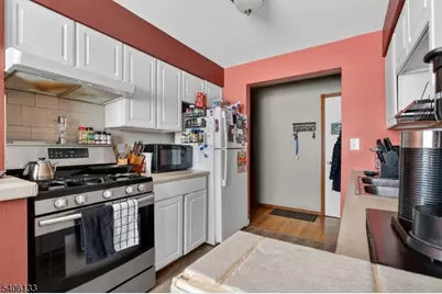 1300 Rock Ave #F3, North Plainfield, NJ 07060 - Photo 5