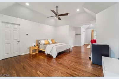 185 Summit Ave, Pompton Lakes, NJ 07442 - Photo 15