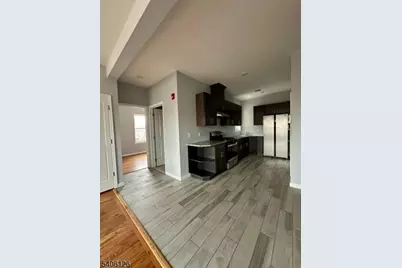 201-205 Marshall St #8, Elizabeth, NJ 07206 - Photo 3