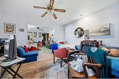 37 Raritan Rd, Linden, NJ 07036 - Photo 7