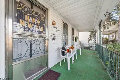 37 Raritan Rd, Linden, NJ 07036 - Photo 3