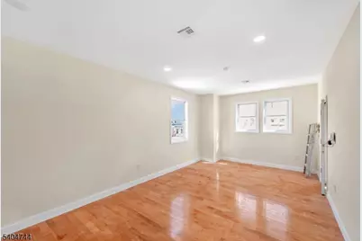 39 Ellis Ave, Irvington, NJ 07111 - Photo 13