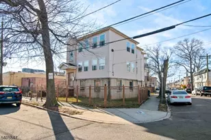 219-221 Clinton Pl, Newark, NJ 07112 - Photo 21