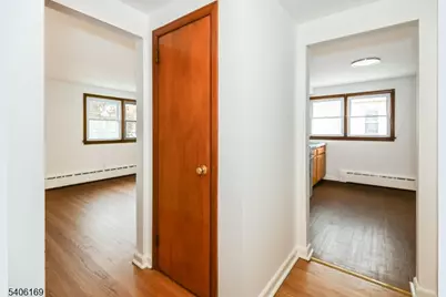 13 Knapp Ave, Clifton, NJ 07011 - Photo 15