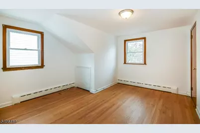 13 Knapp Ave, Clifton, NJ 07011 - Photo 11