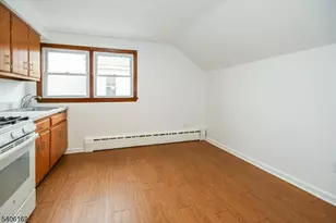 13 Knapp Ave, Clifton, NJ 07011 - Photo 7