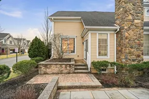 8 Woodstone Cir, Millburn, NJ 07078 - Photo 7