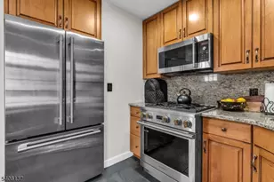 33 Cornell Dr, Clark Township, NJ 07066 - Photo 17