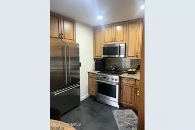 33 Cornell Dr, Clark Township, NJ 07066 - Photo 9