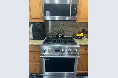 33 Cornell Dr, Clark Township, NJ 07066 - Photo 7