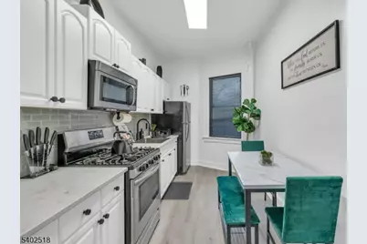 68 Pine St, Montclair, NJ 07042 - Photo 9