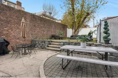 68 Pine St, Montclair, NJ 07042 - Photo 19