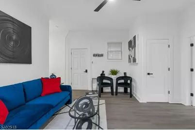 68 Pine St, Montclair, NJ 07042 - Photo 5