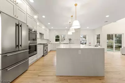 100 Louis St, Hanover Township, NJ 07981 - Photo 17