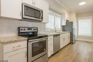 84 Auburn St, Paterson, NJ 07501 - Photo 17