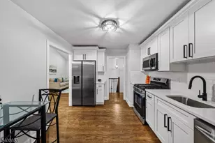 139 Lee Dr, Middlesex, NJ 08846 - Photo 15