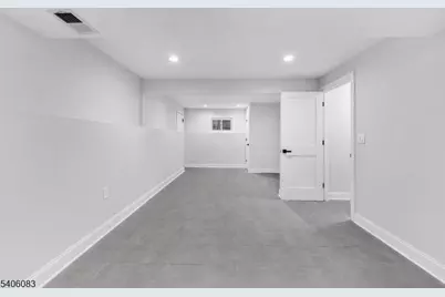 139 Lee Dr, Middlesex, NJ 08846 - Photo 33