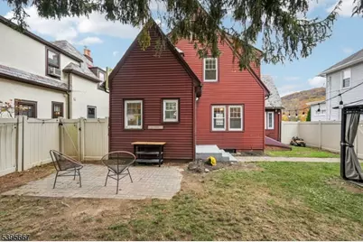 8 N Elk Ave, Dover, NJ 07801 - Photo 23