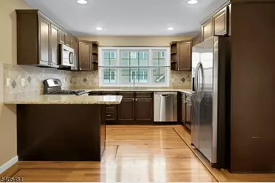 102 Montgomery #15, Bloomfield, NJ 07003 - Photo 9