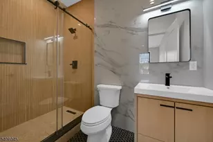 3 Parker Ct, Florham Park, NJ 07932 - Photo 41