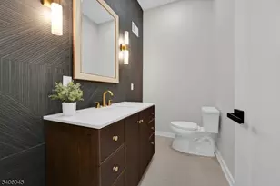 3 Parker Ct, Florham Park, NJ 07932 - Photo 7