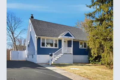 29 Evergreen Ave, Wanaque, NJ 07420 - Photo 1