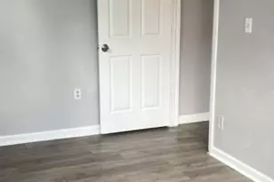 87 Schuyler Ave, Newark, NJ 07112 - Photo 13