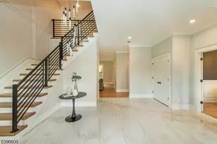 24 Cliffside Dr, Livingston, NJ 07039 - Photo 5